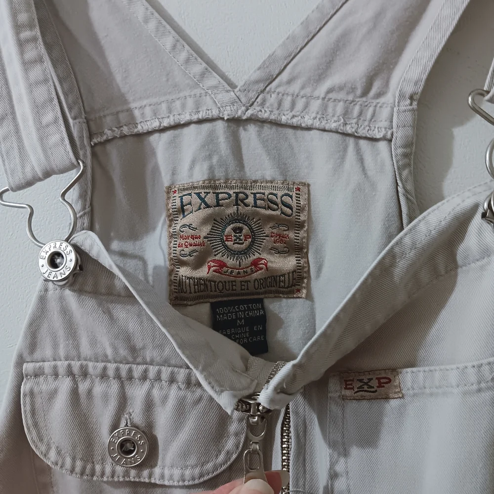↠ Vintage 90s Express Jeans Cotton Denim Straight Wide Leg Barn Chore Overalls - Picture 4 of 6